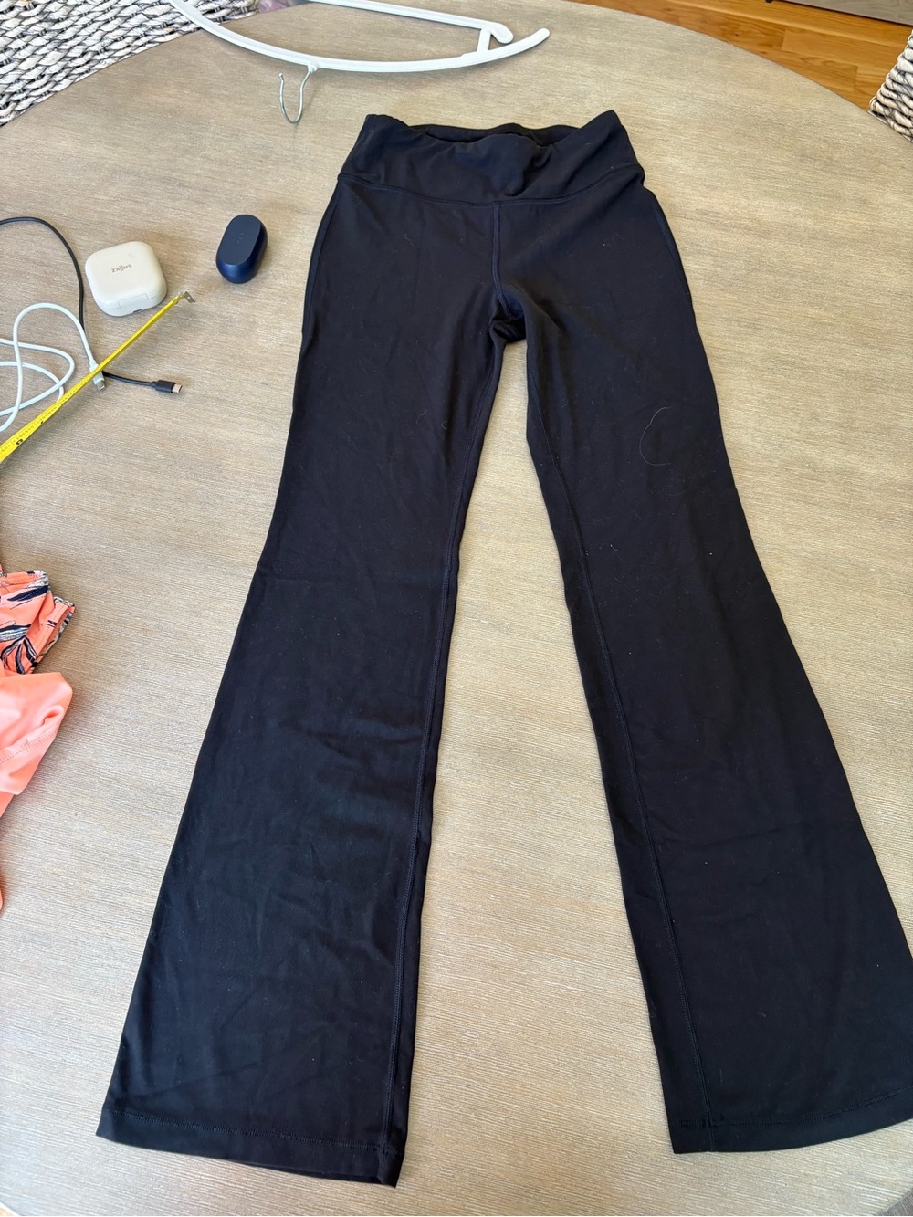 Athleta girl high rise chit chat Black Flare Yoga Pants L/12